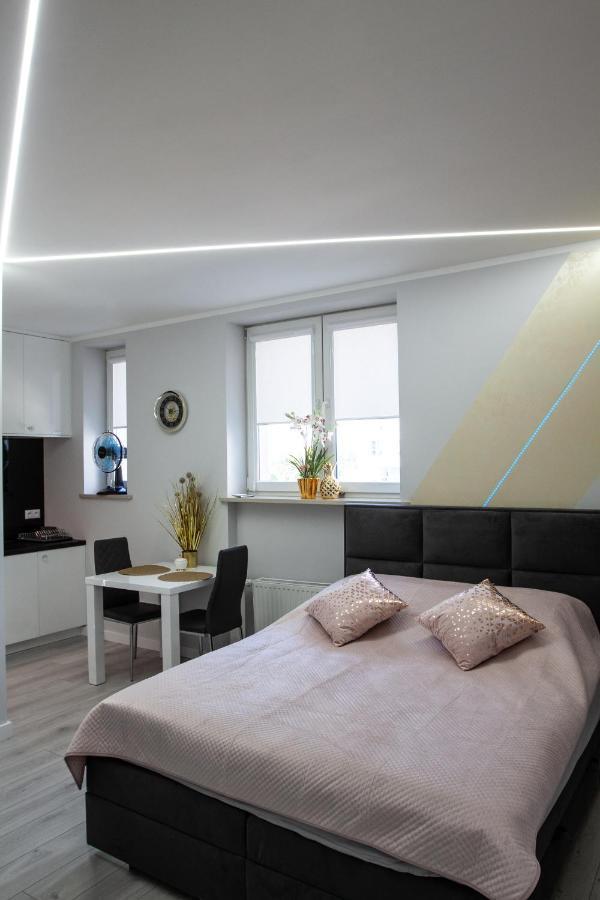 Apartamento Novel New Varsovia Exterior foto