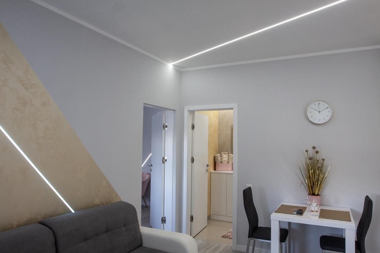 Apartamento Novel New Varsovia Exterior foto
